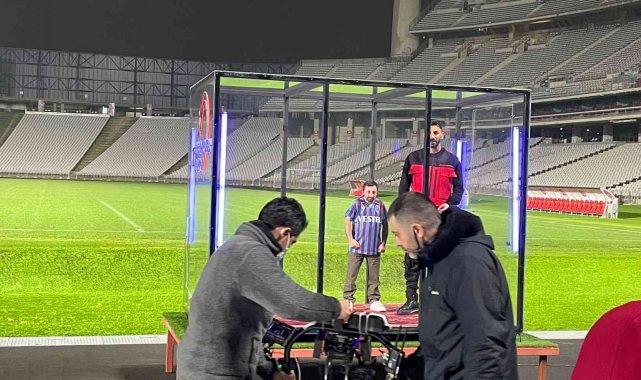 Köksal Baba Trabzonspor formasıyla klipte yer aldı