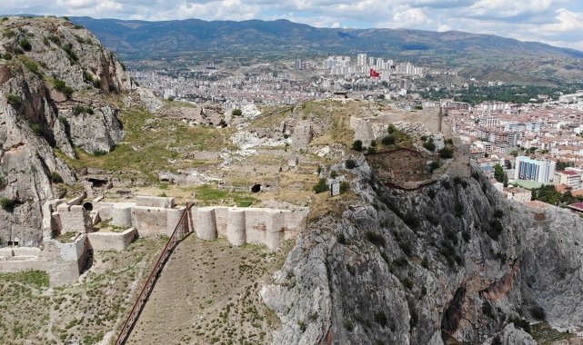 Kont Drakula'nın esir tutulduğu kalede restorasyon