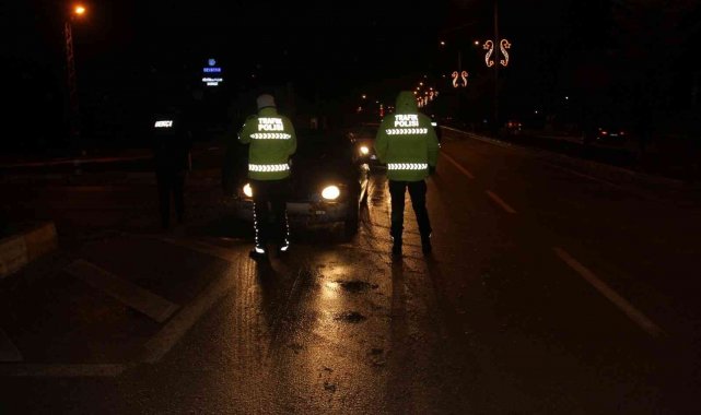 Konya-Isparta karayolunda ulaşıma kar engeli