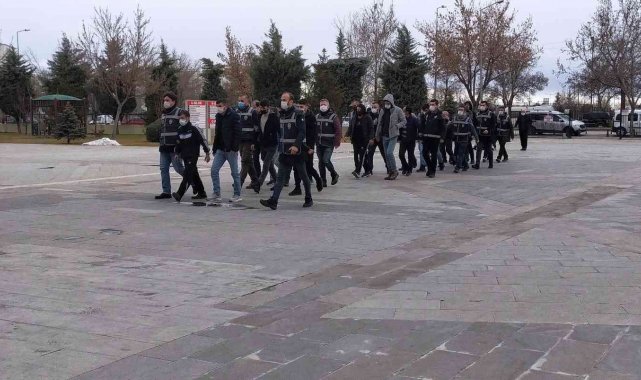 Konya'da arama kararı olan 65 kişi yakalandı