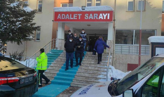 Konya'da fuhuş operasyonu: 5 tutuklama