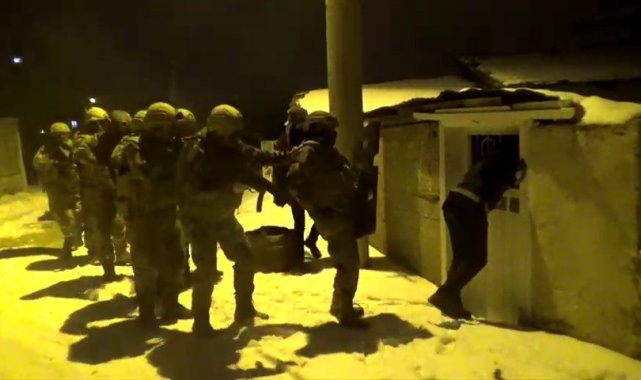 Konya'da uyuşturucu operasyonu: 12 gözaltı