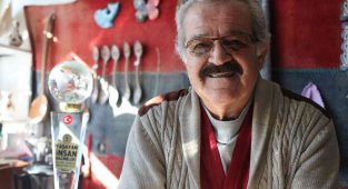 Konya'nın yaşayan tek tahta kaşık ustası kaşıkçılığı yaşatmaya çalışıyor