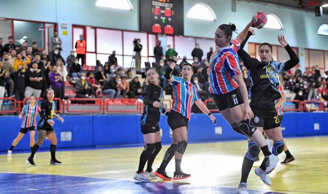 Konyaaltı evinde kazandı