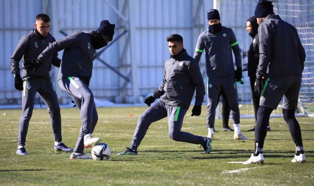 Konyaspor, Altay maçı hazırlıklarına başladı