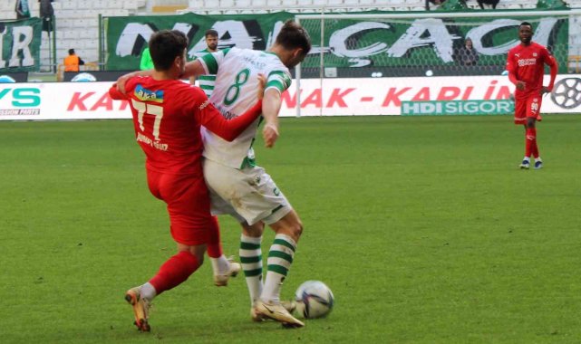 Konyaspor, iç sahada ilk kez yenildi