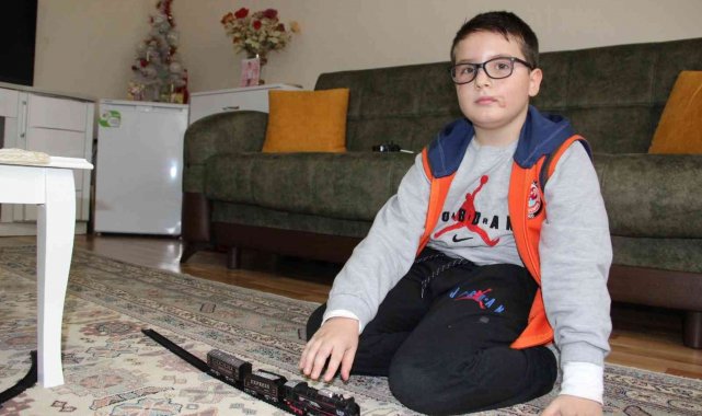 Köpek saldırısında ölümden dönen Mert: "Köpek görünce anne ve babamın arkasına saklanıyorum"