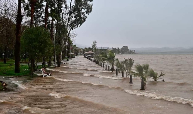 KORDON’U SU BASTI!