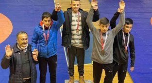 Korkutelili güreşcilerin başarısı