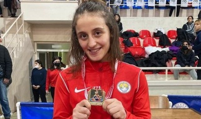 Köyceğizli Selvi şampiyonluğa doymuyor