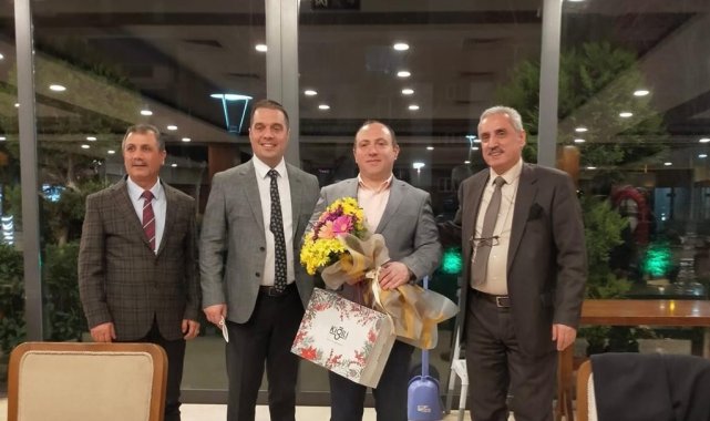 Kültür ataşesi olan Yıldız'a veda yemeği