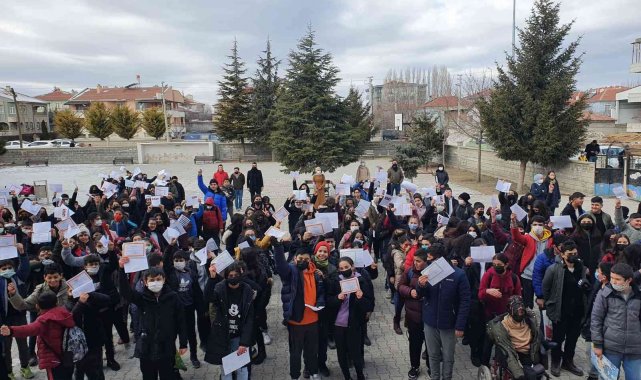 Kulu'da 7 bin 510 öğrenci karne aldı