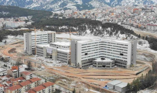 Kütahya Şehir Hastanesi inşaatı yeniden başladı