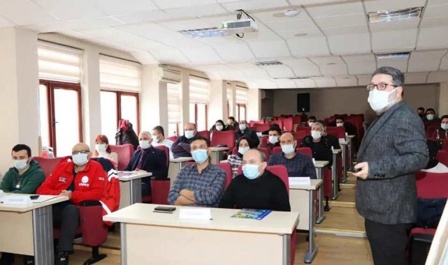 Kütahya'da hastanelerde "Afet Ve Acil Durum Planı Uygulayıcı" eğitimi