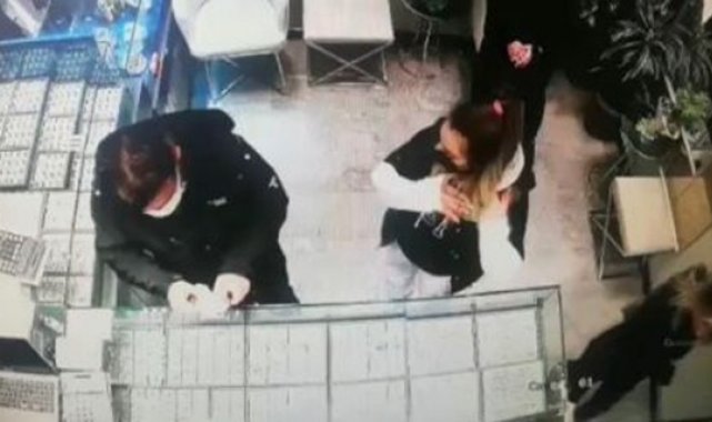 Kuyumcuları dolandıran şüphelilerden 2'si tutuklandı