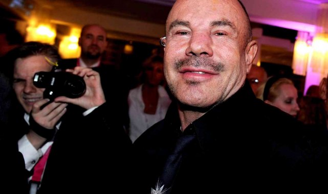 Lady Gaga gibi isimleri giydiren Fransız modacı Mugler hayatını kaybetti