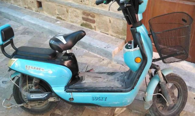 Laptop ve elektrikli bisiklet hırsızı tutuklandı