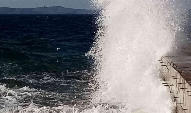 Lodos Erdek ve Bandırma'da etkili oluyor