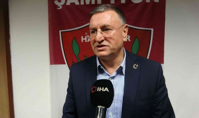 Lütfü Savaş: &quot;Orta saha için iki Türk oyuncu ile görüşüyoruz&quot;