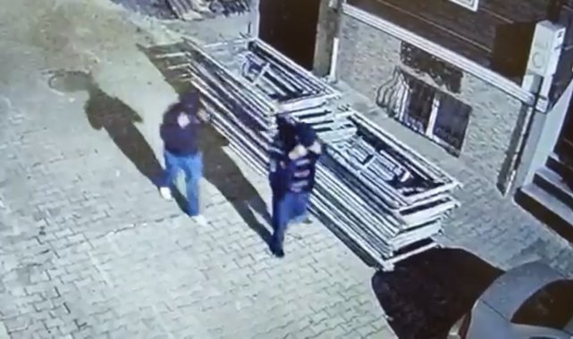 Makasla kilidi kesip, 5 bin liralık inşaat malzemesi çaldılar: Kağıthane polisi 460 araç inceleyerek yakaladı