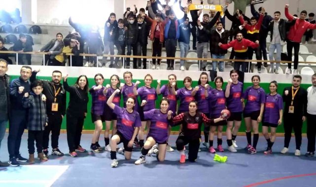 Malatya Necatibey Ortaokulu 3'te 3 yaptı