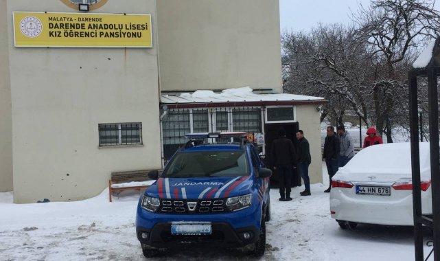 Malatya&#039;da yolda kalan vatandaşlar yurtta ağırlanıyor