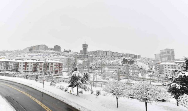 Mamak'a kar çok yakıştı