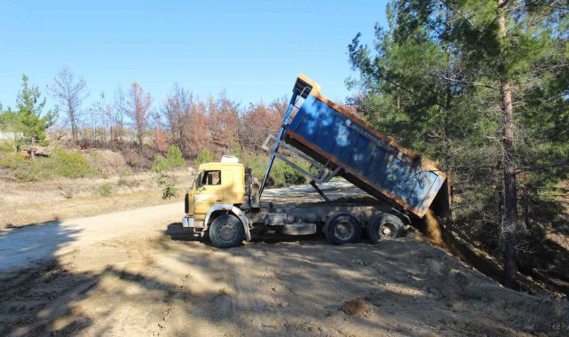 Manavgat Aksaz&#039;da yol genişletme çalışması