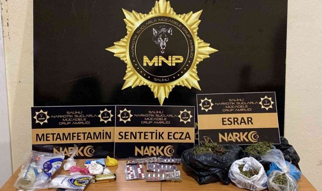 Manisa'da 11 adrese eş zamanlı uyuşturucu operasyonu