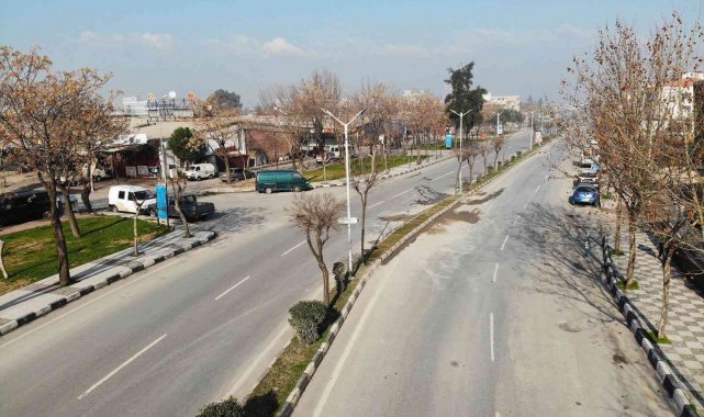 Manisa&#039;nın Bankalar Caddesi&#039;nde trafiği rahatlatan çalışma