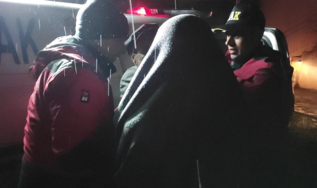 Mantar toplamak için evden çıkan yaşlı adamı jandarma buldu