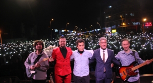 Marmaris 2022'ye coşku ile girdi