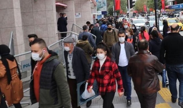 Maske ve sosyal mesafe tedbirlerine devam