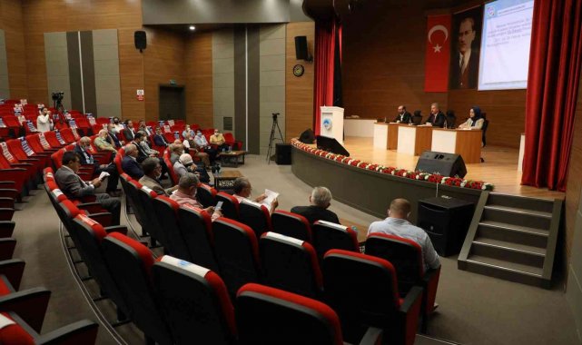 Meclis ve encümen uyum içinde Melikgazi için çalışıyor