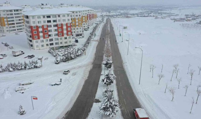 Meram Belediyesi&#039;nden buzlanmaya karşı yeni sistem