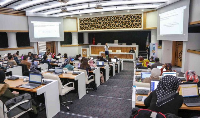 Meram'da eğitimcilere Erasmus proje yazma eğitimi verildi