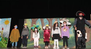 Merkezefendi Belediyesi'nden karne şenliği