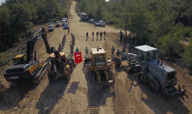 Mersin, iş makineleri çalışma performansında yine birinci oldu