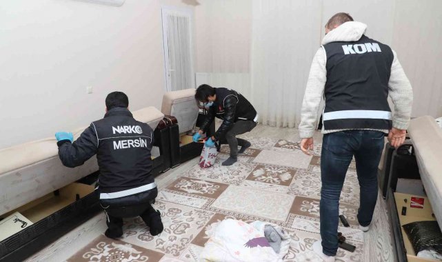 Mersin'deki tefeci ve kaçakçılık operasyonunda 12 kişi gözaltına alındı