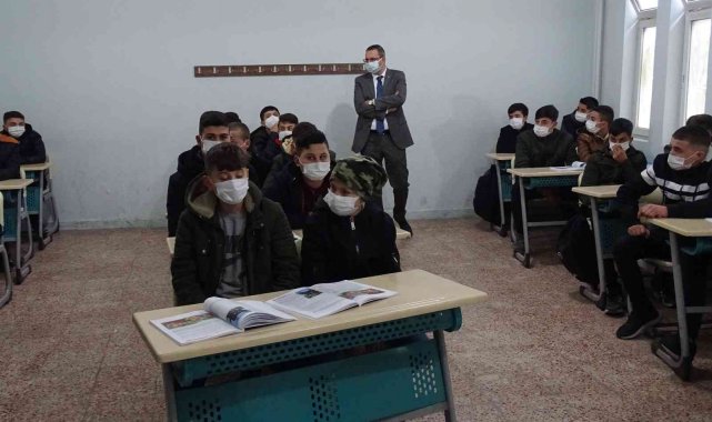 Mesleki eğitim merkezini ziyaret ettiler