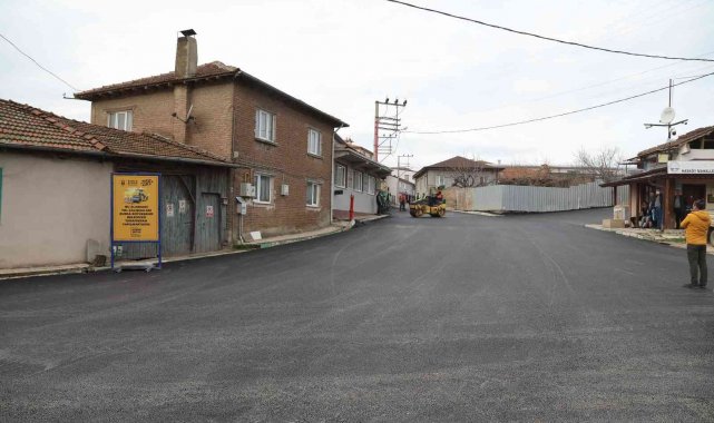 Mezarlıklara kaliteli yollarla konforlu ulaşım