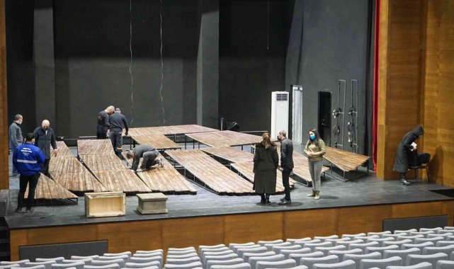 Mezitli Kültür Merkezinde ücretsiz tiyatro günleri başlıyor