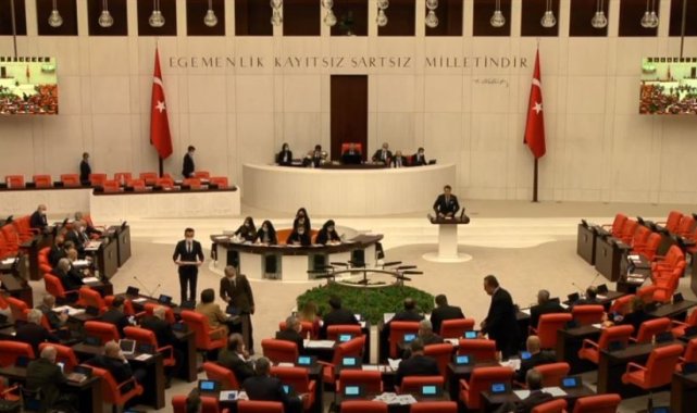 Milletvekili Aydemir 1001 Hatmi TBMM'ye taşıdı