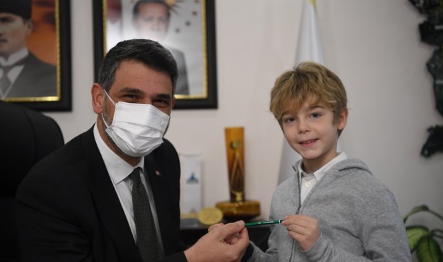 Minik Yıldız, Başkan Kocaman'ı ziyaret etti