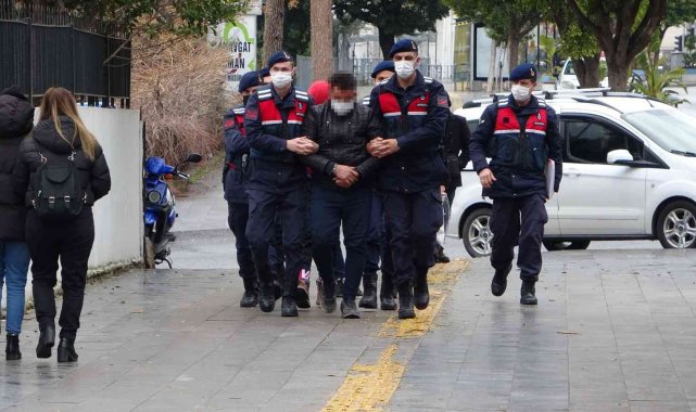 Motosiklet hırsızlığından aranan şüpheli, uyuşturucu ticaretinden tutuklandı