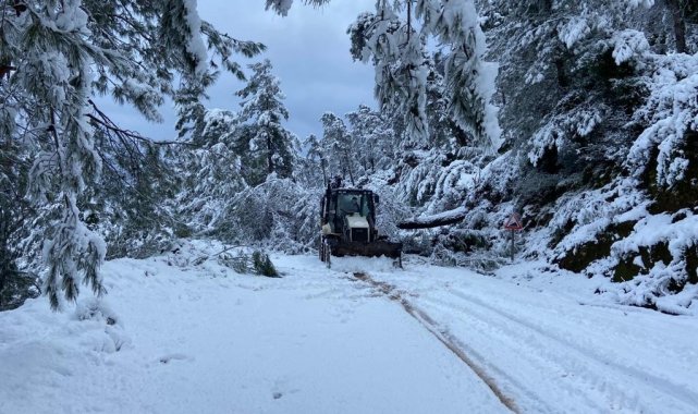 Muğla Büyükşehir karla mücadelede 85 olaya müdahale etti