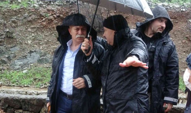Muğla İl Emniyet Müdürü Dilberoğlu, sağanak yağışın etkili olduğu bölgelerde incelemelerde bulundu