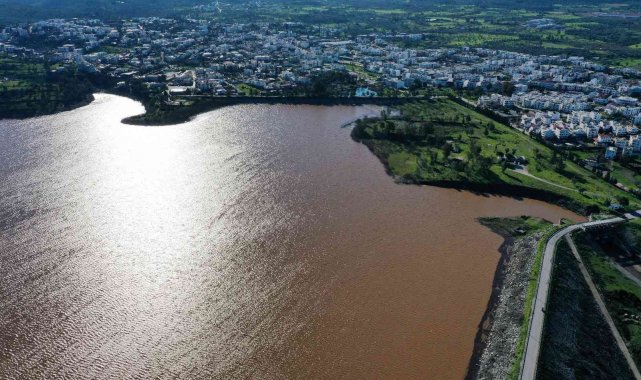 Muğla&#039;da bir yıllık yağmur 4 günde yağdı