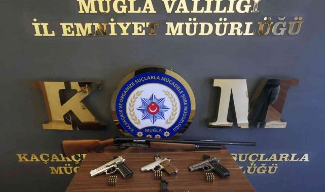 Muğla&#039;da ruhsatsız silahlar ele geçirildi