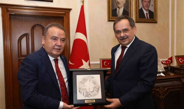 Muhittin Böcek: "Samsun'a gelince askerlik anılarım canlandı"